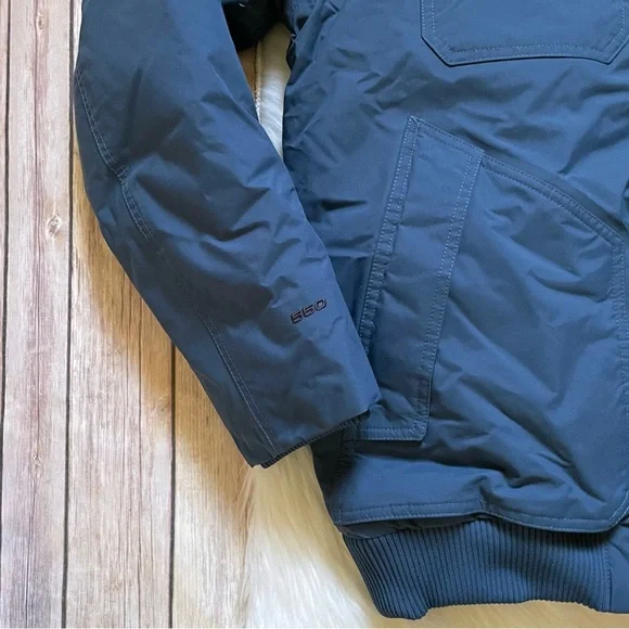 The North Face Men’s Gotham III Waterproof Jacket - Picture 5 of 10